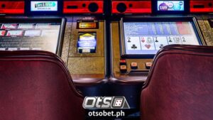 Ang paraan ng paggana ng laro ay maaaring bahagyang mag-iba depende sa variation ng video poker na iyong pinili